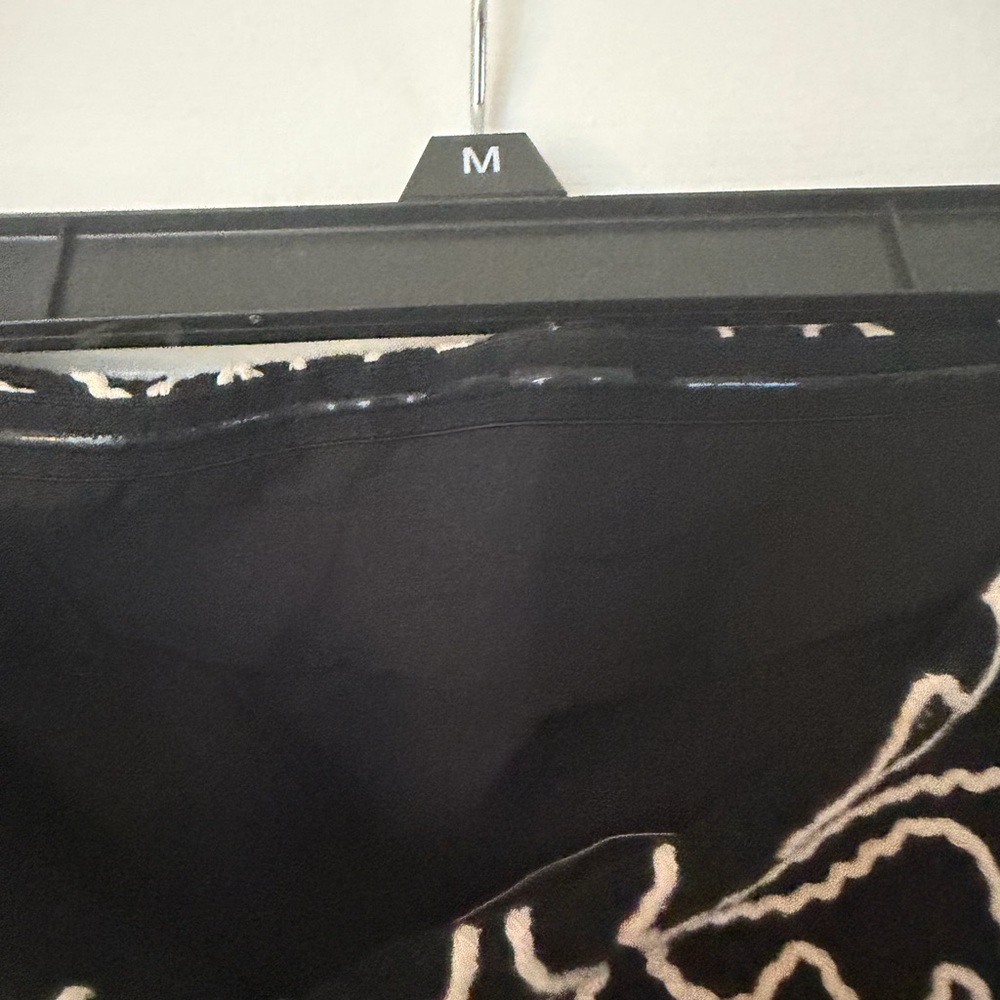 LOFT Women’s Black Dress w White Embroidery, Sz 2, NWT, Beach, Vacation - Picture 7 of 9